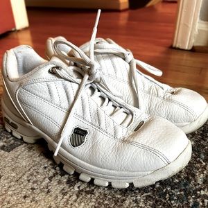 AUTHENTIC Y2K KSwiss all-white sneakers. Size 7.5 US women’s. Like new condition